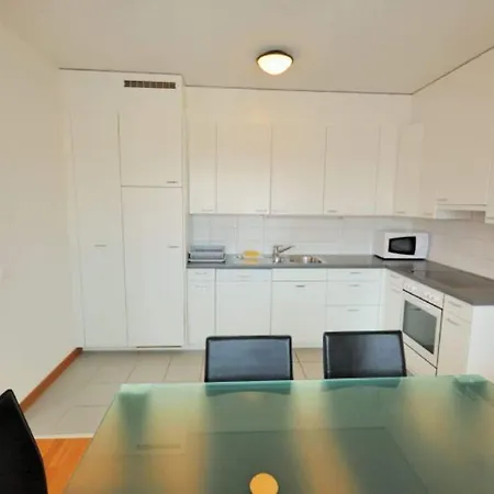 Apartment Tranquil Seafront Escape Zurich