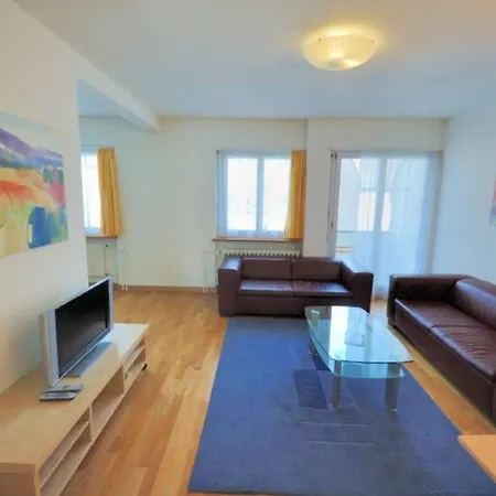Tranquil Seafront Escape Zurich